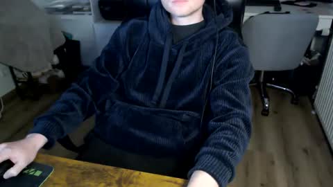 Vaslo online show from April 22, 5:18 pm