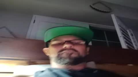 vegasdadbod online show from June 16, 9:55 am