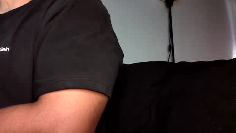 Vegas Love online show from December 21, 3:42 pm