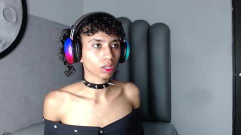 venuss_03 online show from September 28, 3:37 am