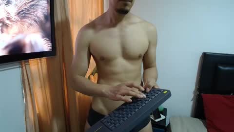 versatileguuy online show from March 16, 10:36 pm