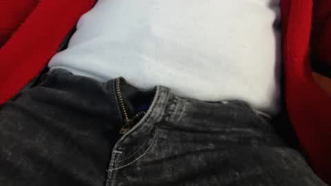 Erik online show from February 9, 8:11 am