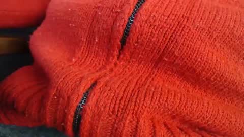 Erik online show from December 16, 6:43 am