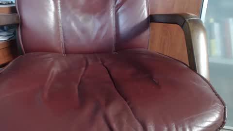 Erik online show from December 11, 8:27 am