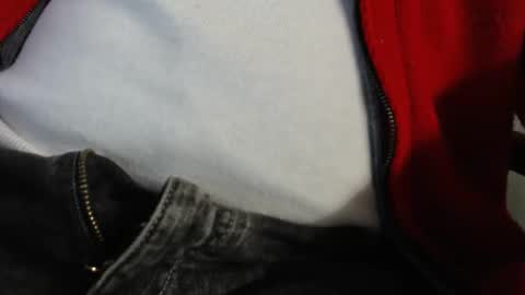 Erik online show from February 13, 5:33 pm