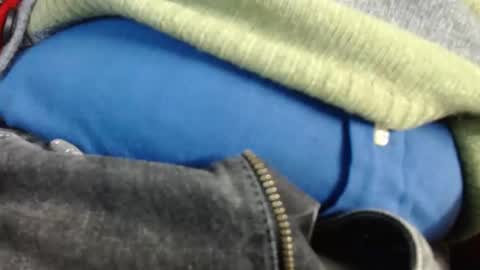 Erik online show from December 14, 6:41 pm