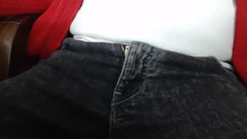 Erik online show from February 7, 8:11 am