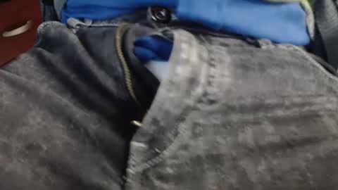 Erik online show from December 10, 8:51 am