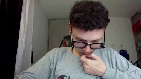 Vicent Brais online show from December 3, 2:12 am