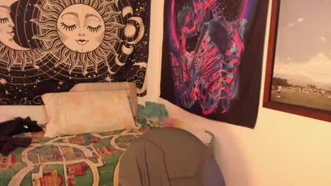 Victorino Jhonson online show from December 4, 5:44 pm