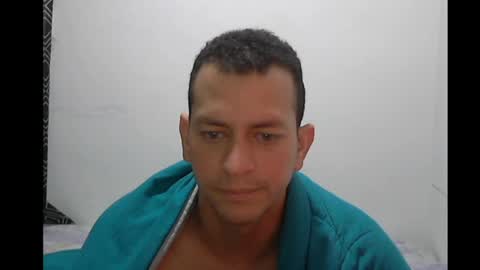 victormanuelq_1 online show from August 6, 6:58 pm
