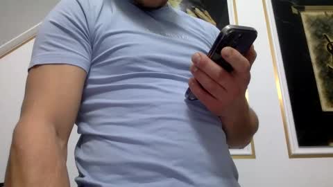 victorwitt91 online show from December 11, 9:44 pm