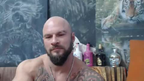 Snapshot of viking_me chatting on October 4, 3:17 pm viking online show from October 4, 3:17 pm