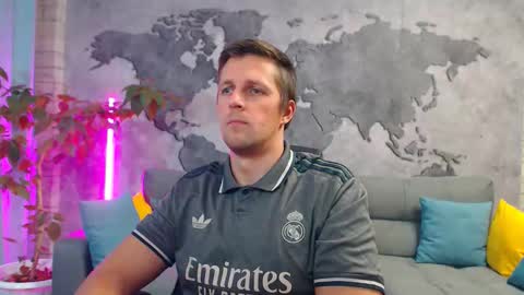 vikingchrisss online show from December 5, 11:28 am