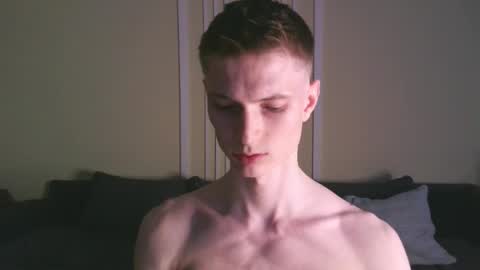 Max online show from October 1, 6:34 pm