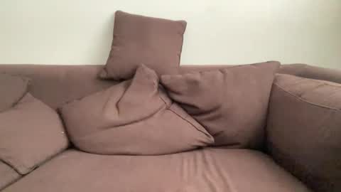 Snapshot of viktoras32 chatting on December 17, 10:01 am viktoras32 online show from December 17, 10:01 am