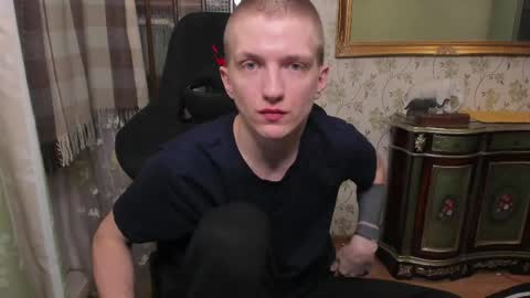 Dimoooooon online show from April 16, 9:39 pm