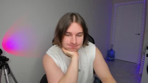 Vincent Strong online show from January 27, 12:26 pm