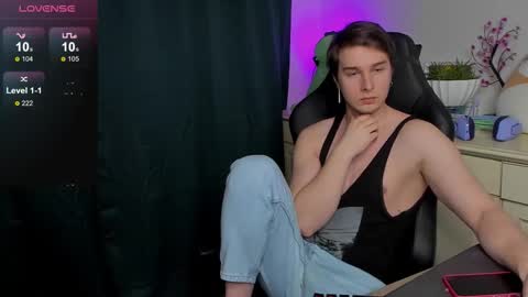 Vincent Strong online show from September 23, 2:38 pm