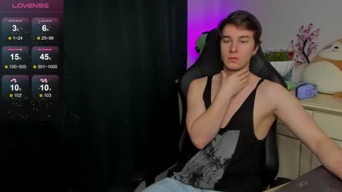 Vincent Strong online show from October 5, 8:07 am