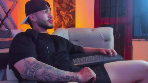 Vincent online show from February 6, 6:43 am