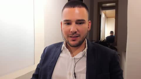 Vito Ferrer online show from February 16, 1:16 am