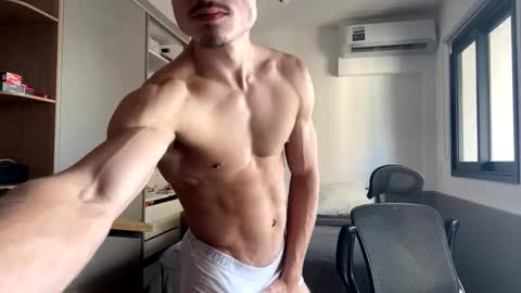 vitoraugustoxxx online show from September 30, 4:54 pm