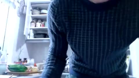 Snapshot of vivid_ether chatting on February 4, 8:56 am Viv online show from February 4, 8:56 am