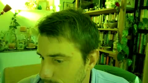 Snapshot of vivid_ether chatting on March 2, 4:14 pm Viv online show from March 2, 4:14 pm