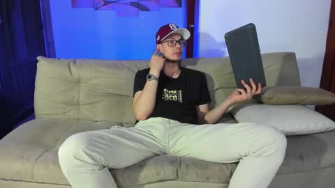 Vlad online show from February 18, 4:21 am