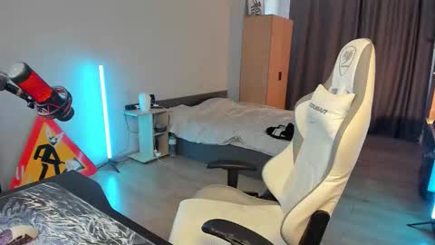 vova online show from February 7, 9:27 am