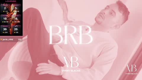 Snapshot of vynny_blacke_ chatting on October 7, 2:04 am Vynny Blacke online show from October 7, 2:04 am