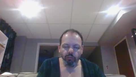 walker033 online show from May 4, 5:09 am