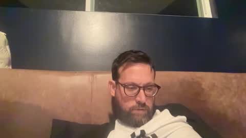 warispeace666 online show from December 18, 6:42 am