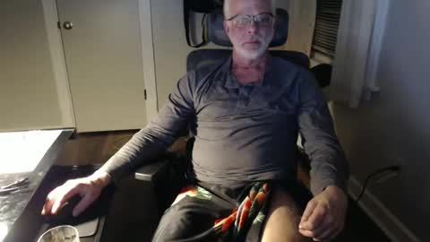 Snapshot of wasted_daze_ chatting on December 12, 1:53 am wasted_daze_ online show from December 12, 1:53 am