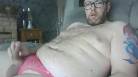 Weakslut online show from December 16, 2:02 pm