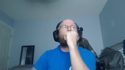 webbrage4204 online show from September 13, 9:21 am