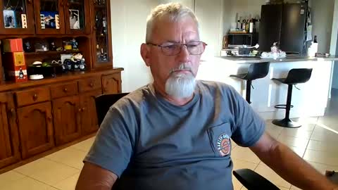 Wellhelloo online show from April 21, 6:52 am