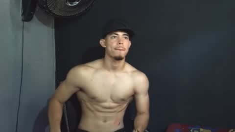 wesley_77 online show from March 15, 9:43 pm