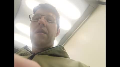 stoffy online show from March 31, 7:43 am