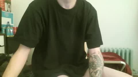 whiteboyslim21 online show from March 20, 3:21 am