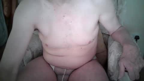 whitebriefs009 online show from May 31, 7:53 am