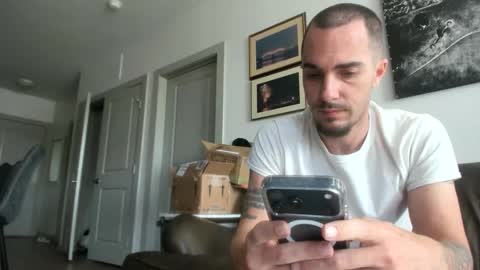 just  str8 stud nut  1000 online show from March 23, 4:02 pm