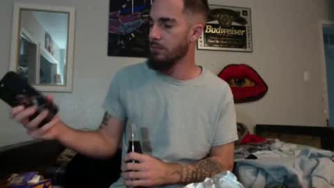 Snapshot of whitechocalate91 chatting on December 9, 4:34 am just str8 stud nut 1000 online show from December 9, 4:34 am
