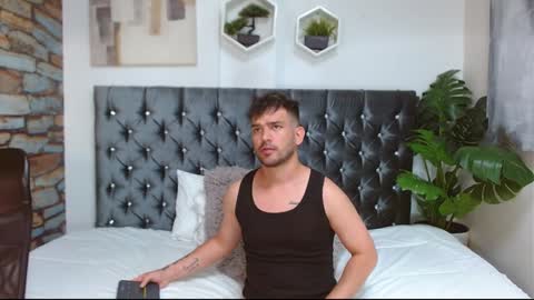 Dylan white online show from February 2, 9:34 pm