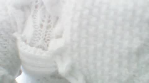 whitesweater online show from February 7, 7:29 am