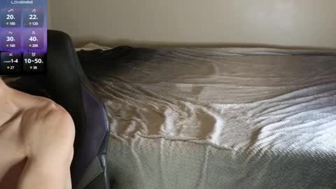 WhiteWolf online show from December 13, 5:49 am