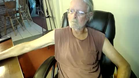 whofcares2 online show from May 28, 3:10 pm