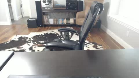 Snapshot of whyjonnie chatting on October 1, 3:49 pm Why Jonnie online show from October 1, 3:49 pm