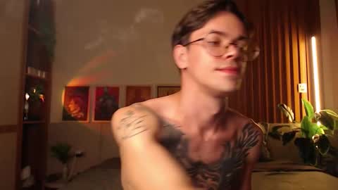 William online show from March 27, 1:56 pm